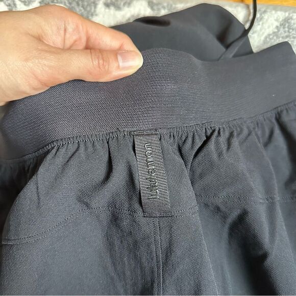 NWT License to Train High Rise Jogger Pant - Womens size 6 - Lululemon - Picture 8 of 11